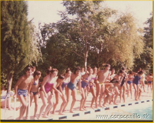 piscina_de_huete_verano_1985.jpg